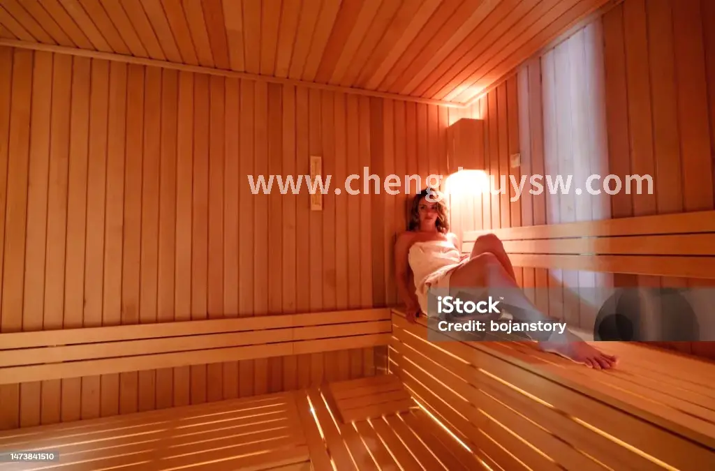 办公室人群肩颈放松按摩