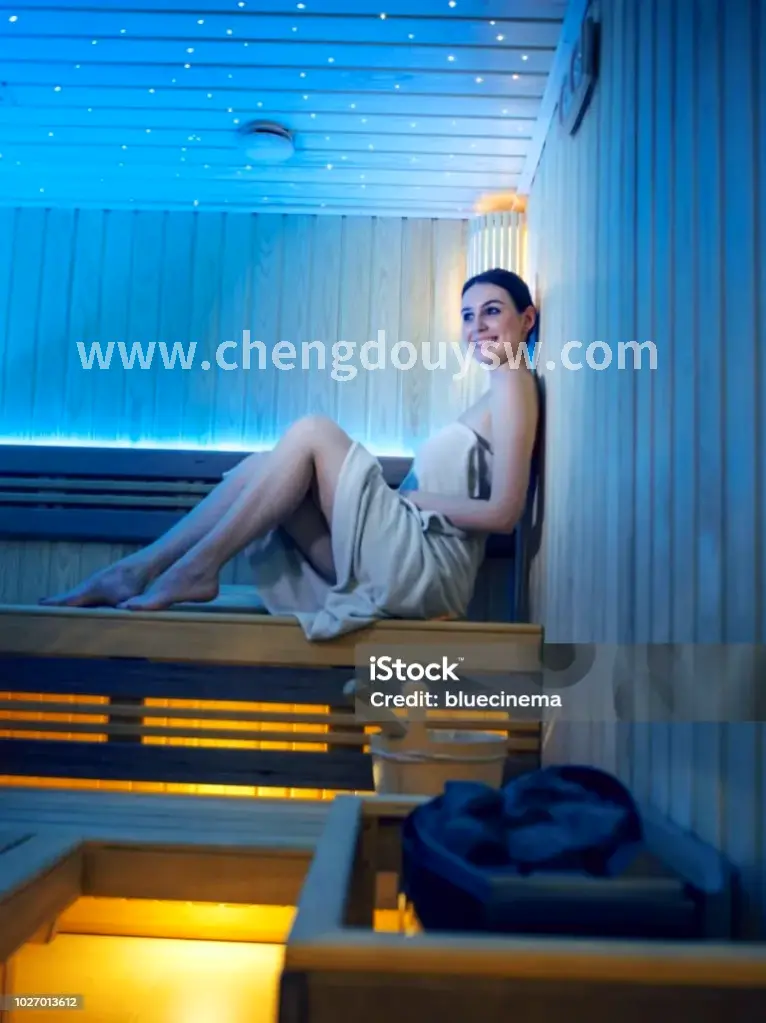 老王正在进行按摩